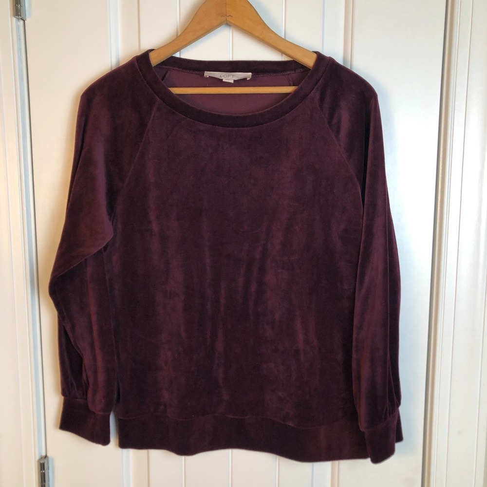 Loft Womens Velour LS Sweatshirt Pullover Burgundy Small Petite Whimsigoth‎ Cozy - Picture 2 of 7